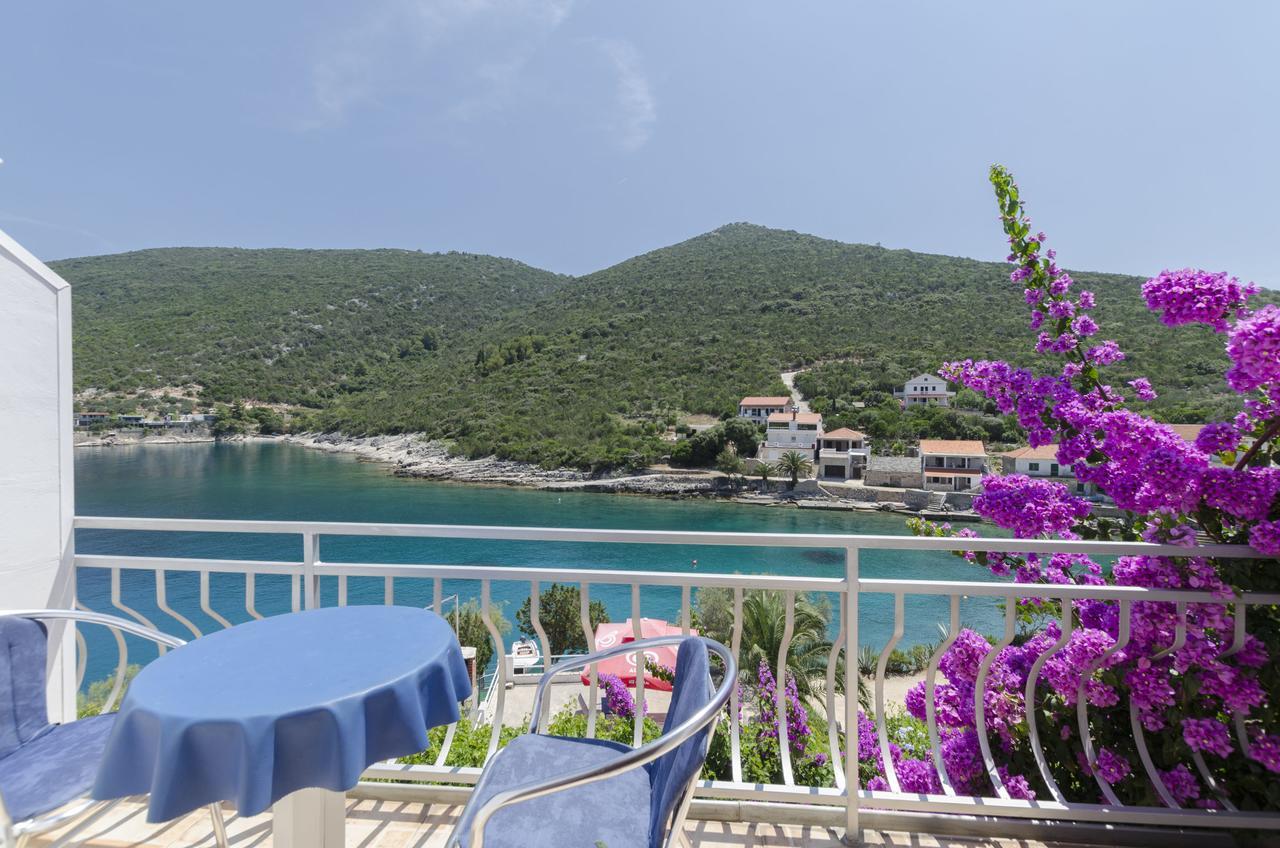Apartments Dinko Gdinj Dış mekan fotoğraf