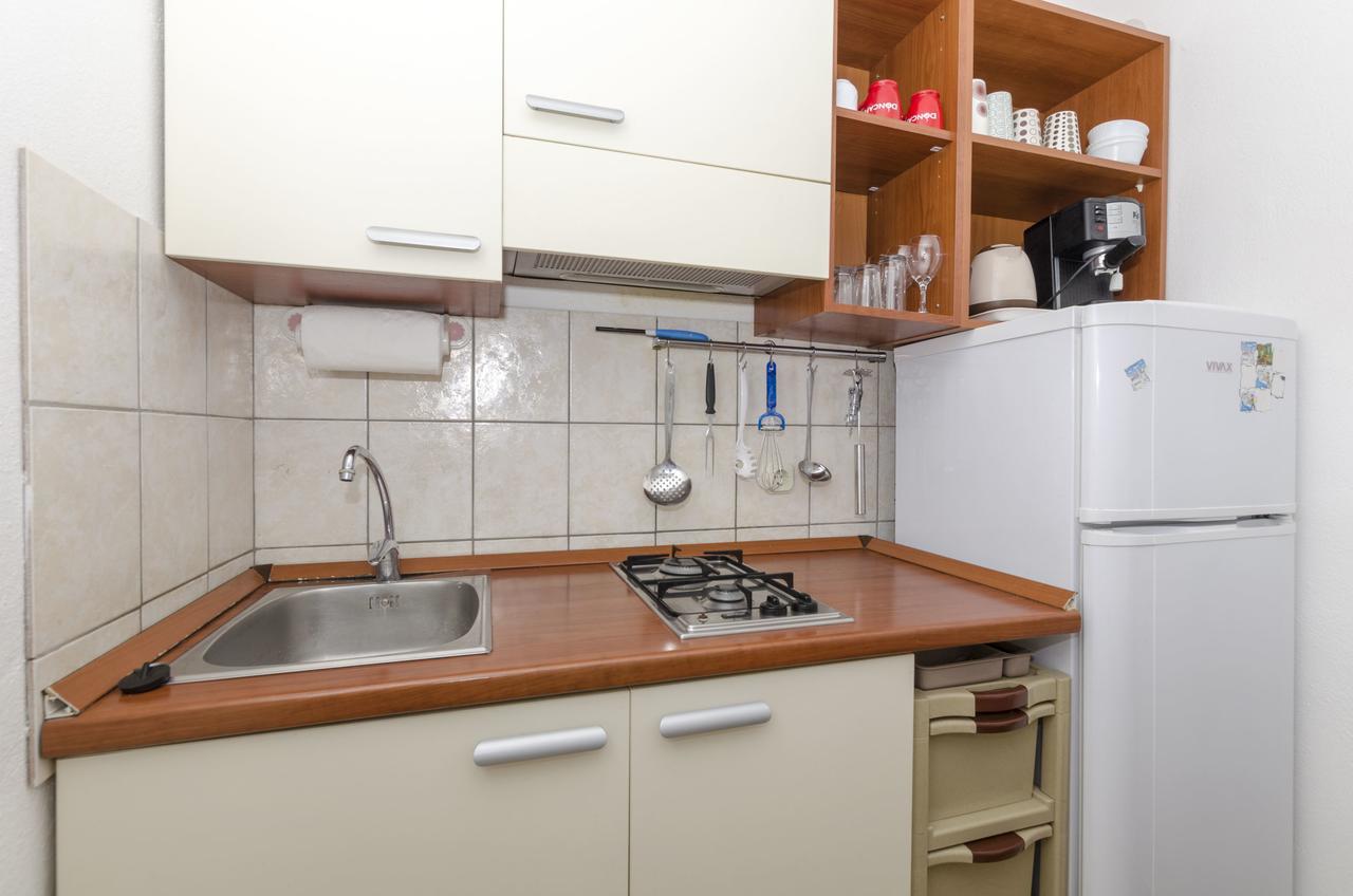 Apartments Dinko Gdinj Dış mekan fotoğraf